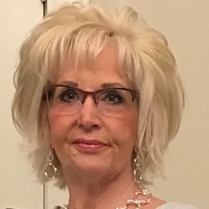 Meet your Posher, Mary ellen